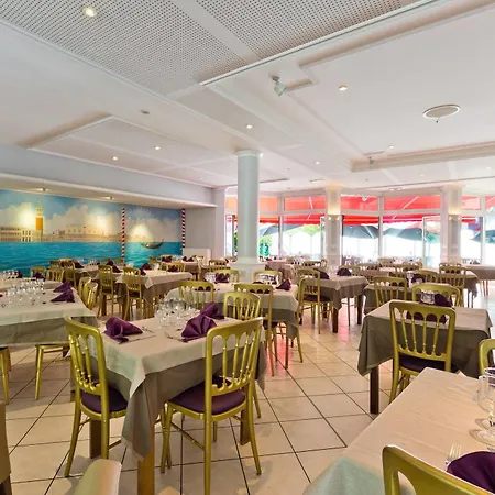 Novel Restaurant La Mamma Hotel 3*